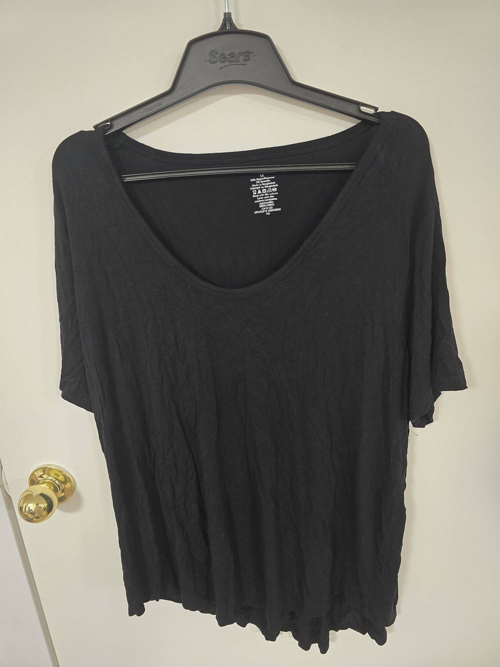 George Black Scoop Neck Short Sleeve Tee